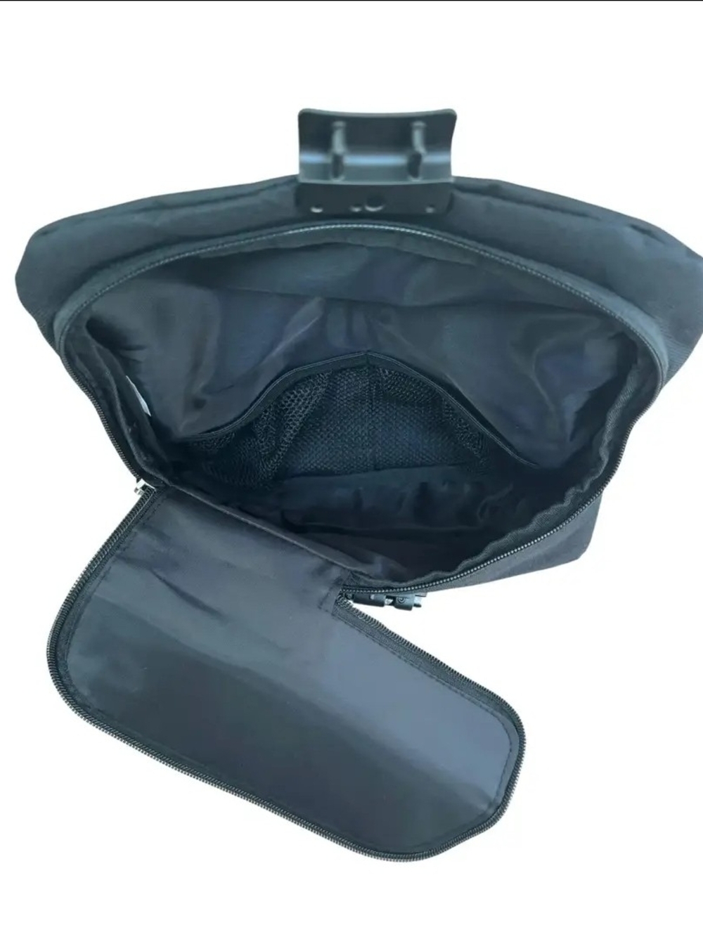 AquaVault Lockable Crossbody Bag – Anti-Theft Travel Bag